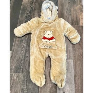 Disney Baby WINNIE THE POOH Full Body Hooded Plush Baby Bunting Size 18 Months